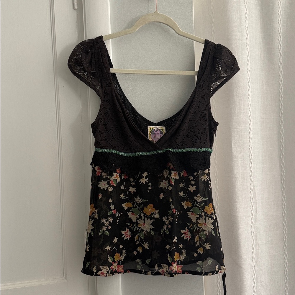 Free people top 🌹